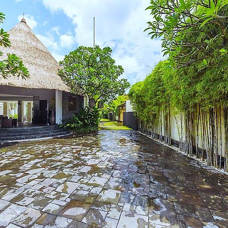 Villa Diana Bali 16 Bedrooms 세미냑 외부 사진