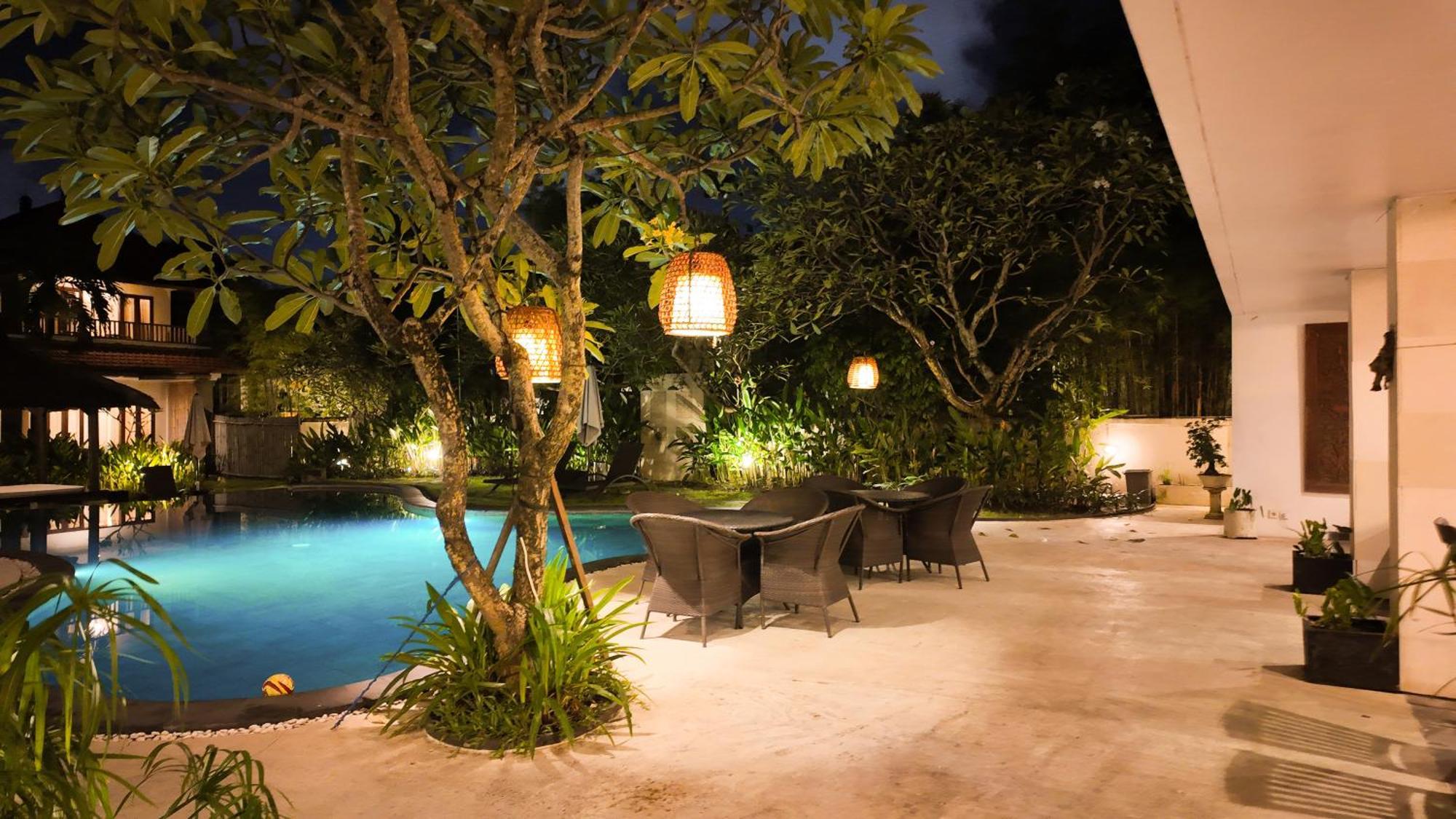 Villa Diana Bali 16 Bedrooms 세미냑 외부 사진