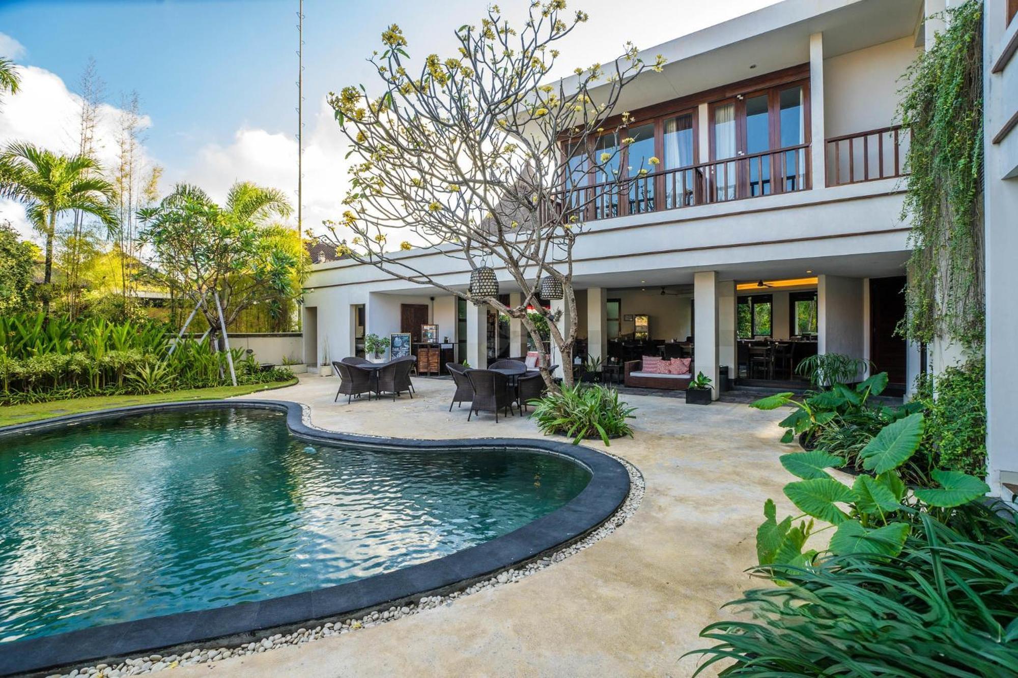 Villa Diana Bali 16 Bedrooms 세미냑 외부 사진