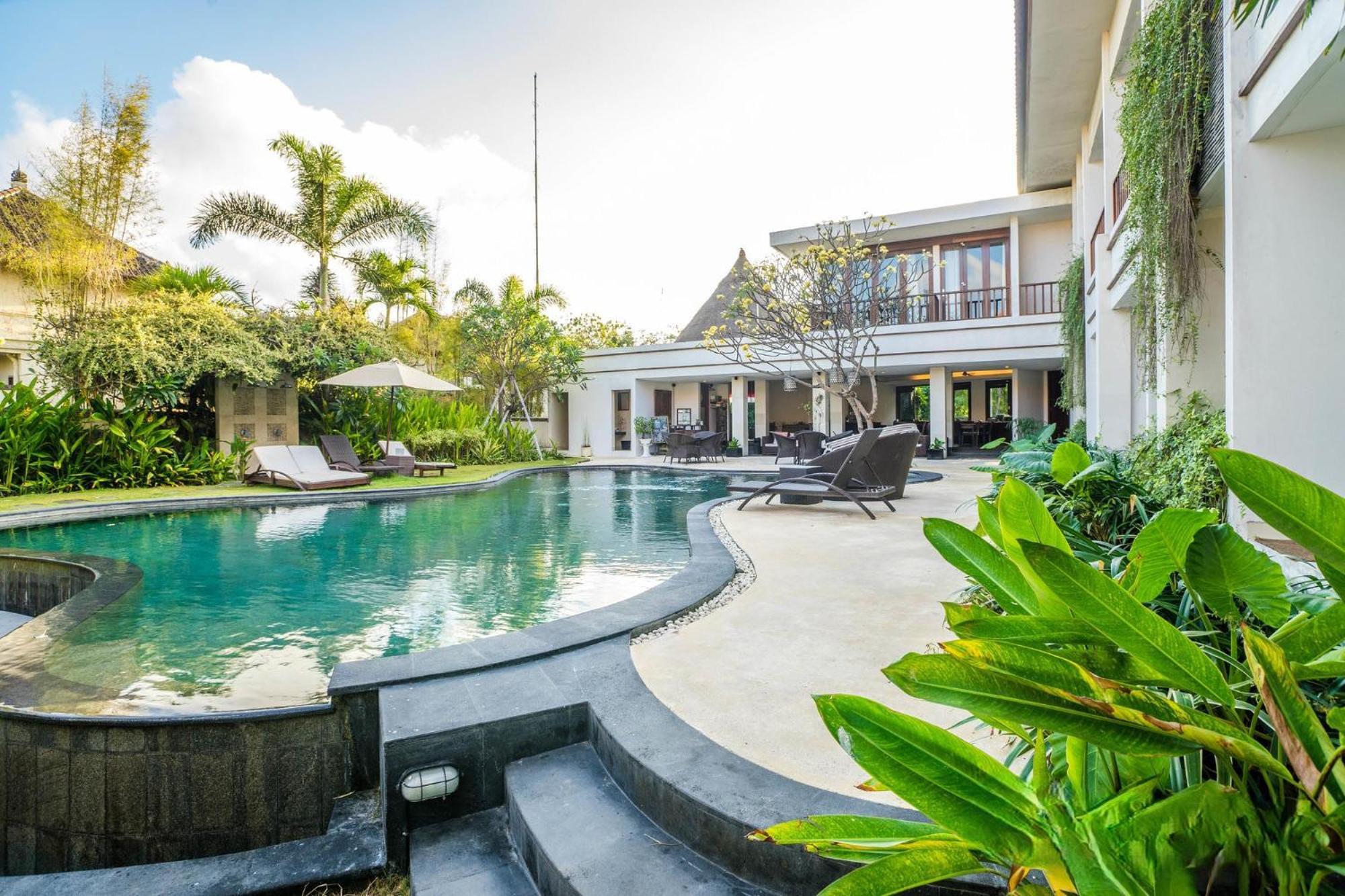 Villa Diana Bali 16 Bedrooms 세미냑 외부 사진