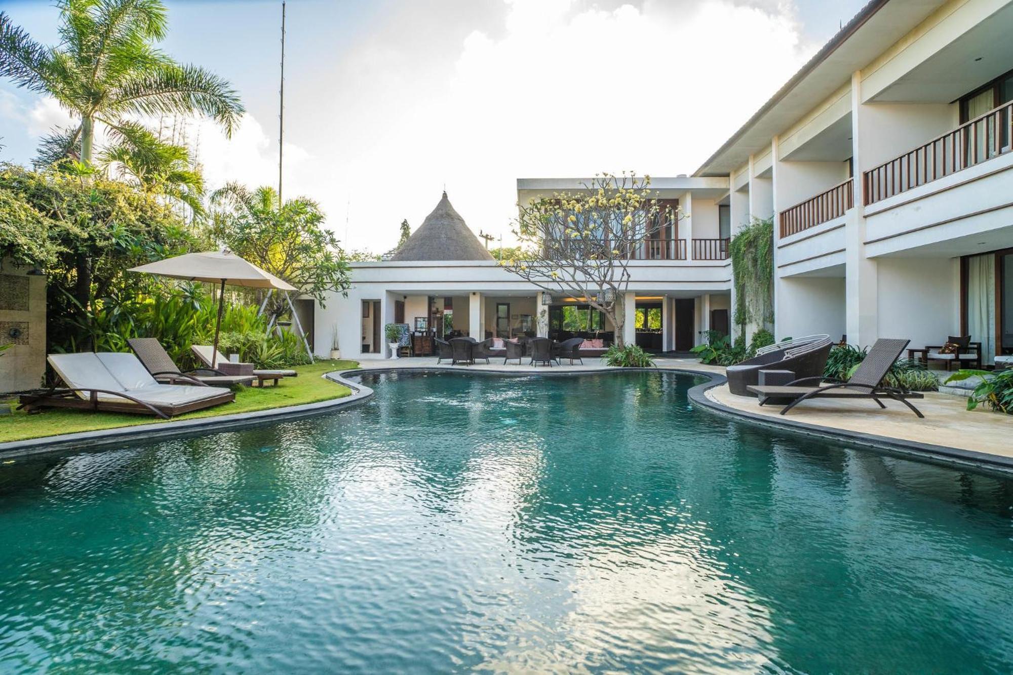 Villa Diana Bali 16 Bedrooms 세미냑 외부 사진