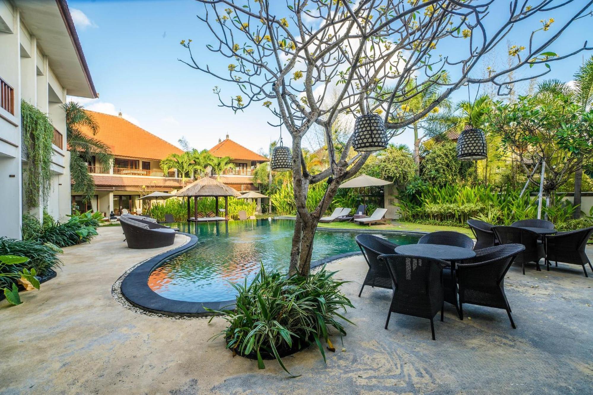 Villa Diana Bali 16 Bedrooms 세미냑 외부 사진