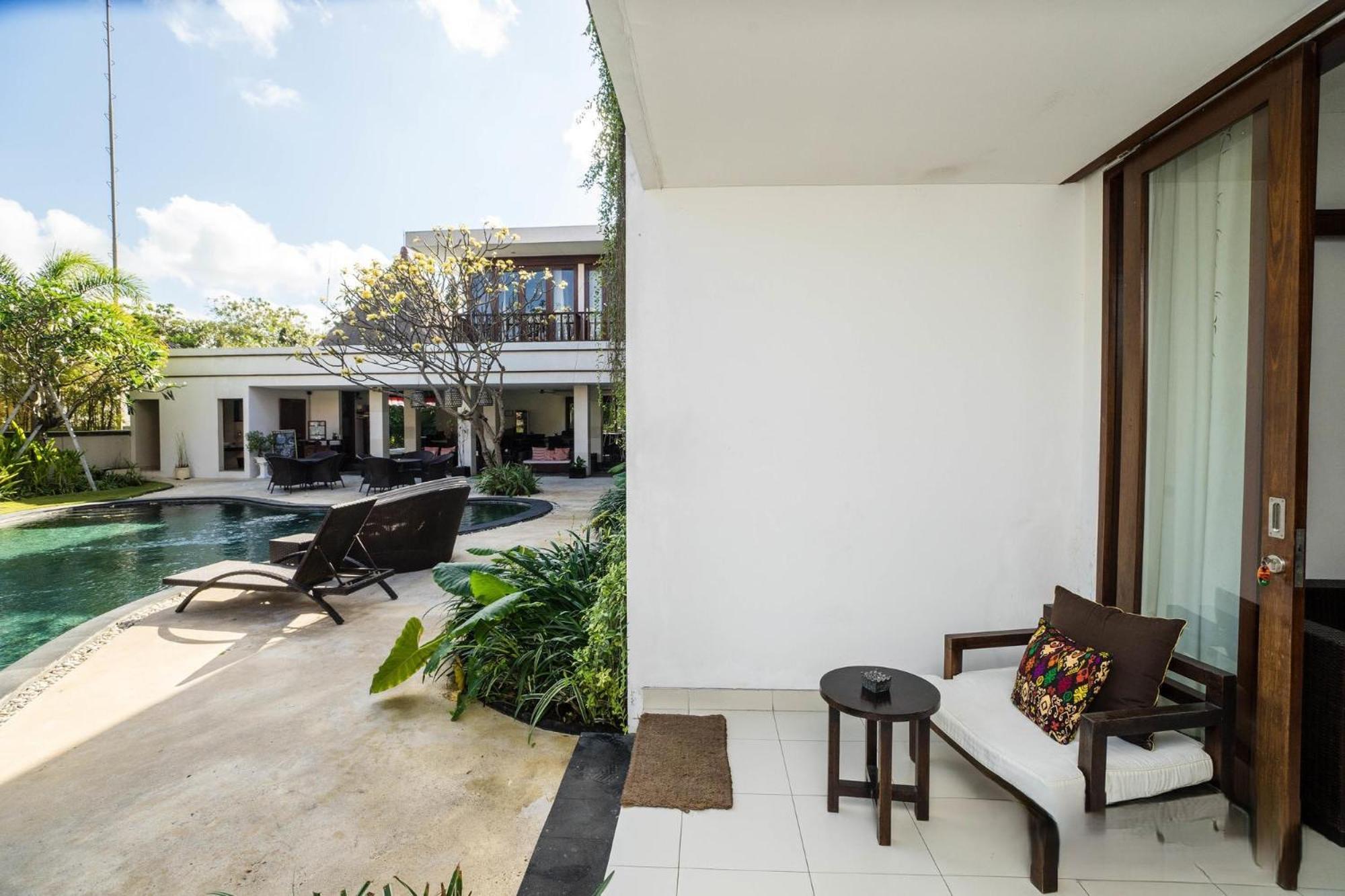 Villa Diana Bali 16 Bedrooms 세미냑 외부 사진